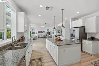 574 Mandevilla Dr, Brentwood, CA 94513 - Photo 14