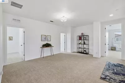 574 Mandevilla Dr, Brentwood, CA 94513 - Photo 20