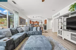 911 Autumn Oak Cir, Concord, CA 94521 - Photo 24