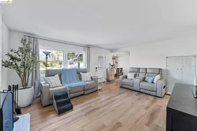 2410 Colusa, Pinole, CA 94564 - Photo 6