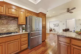 4963 Stoneridge Ct, Oakland, CA 94605 - Photo 16