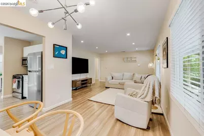 2020 Elinora Dr, Pleasant Hill, CA 94523 - Photo 10