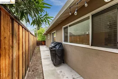 2020 Elinora Dr, Pleasant Hill, CA 94523 - Photo 32