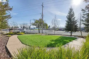 3933 Portola Cmn, Livermore, CA 94551 - Photo 32