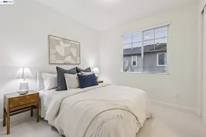 3933 Portola Cmn #1, Livermore, CA 94551 - Photo 16