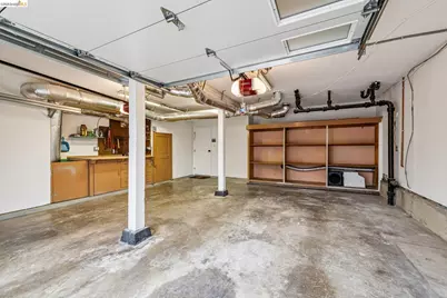 341 Rishell Dr, Oakland, CA 94619 - Photo 30