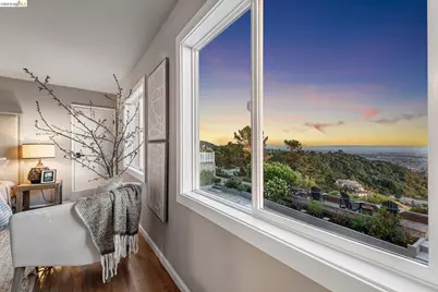 341 Rishell Dr, Oakland, CA 94619 - Photo 42