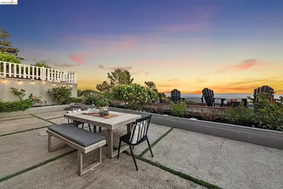 341 Rishell Dr, Oakland, CA 94619 - Photo 46