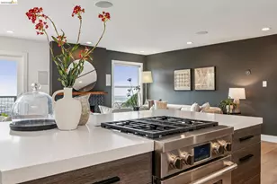 341 Rishell Dr, Oakland, CA 94619 - Photo 16