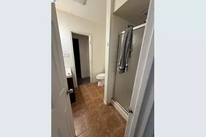 4058 Edwards Ave, Oakland, CA 94605 - Photo 10