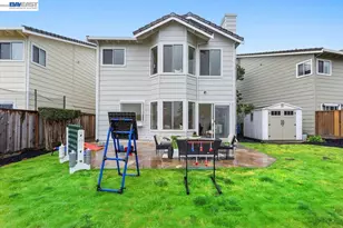 18786 Sydney Cir, Castro Valley, CA 94546 - Photo 34