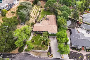 4 Dale Ct, Lafayette, CA 94595 - Photo 2