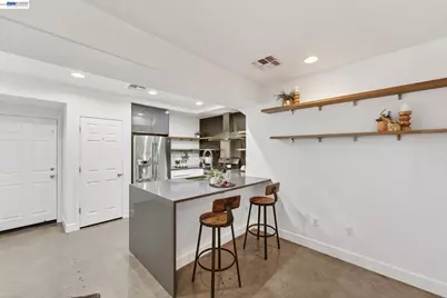 538 Citadelle Ln, San Jose, CA 95116 - Photo 20