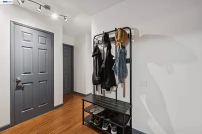 1321 Webster St #D116, Alameda, CA 94501 - Photo 4