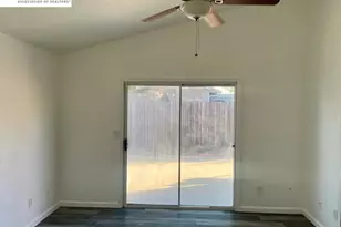 1201 Xandria Dr, Sacramento, CA 95838 - Photo 20