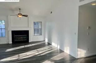 1201 Xandria Dr, Sacramento, CA 95838 - Photo 8