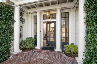 1121 Bay St, Alameda, CA 94501 - Photo 8