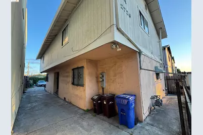 2726 73rd Ave, Oakland, CA 94605 - Photo 2