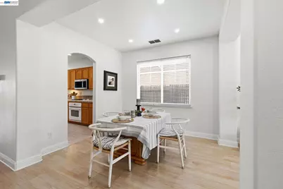 1339 Cherry Blossom, Tracy, CA 95377 - Photo 8