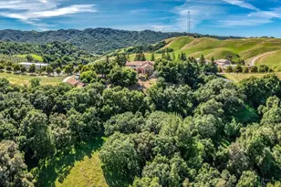 9500 Santos Ranch Rd, Pleasanton, CA 94588 - Photo 58