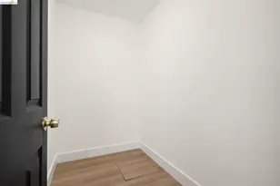 2151 Santa Rita St, Oakland, CA 94601 - Photo 22