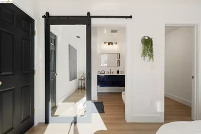 2151 Santa Rita St, Oakland, CA 94601 - Photo 18