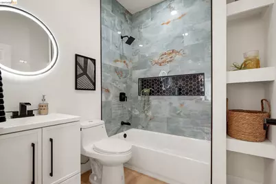 760 53rd St, Oakland, CA 94609 - Photo 24