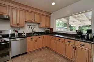 1260 Apple Dr, Concord, CA 94518 - Photo 14