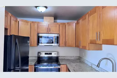 23 Raintree Court #15, Hayward, CA 94544 - Photo 2