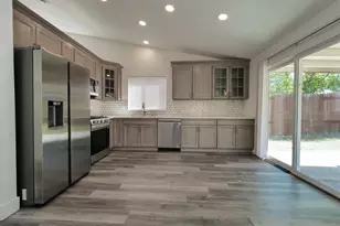 3830 Steve Lillie Cir, Stockton, CA 95206 - Photo 10