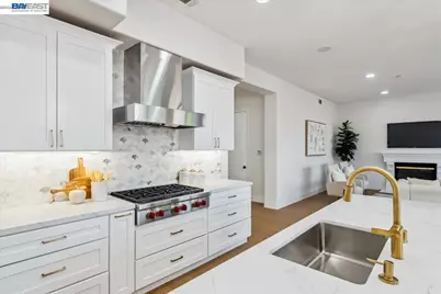 2890 Sable Oaks Way, Dublin, CA 94568 - Photo 8