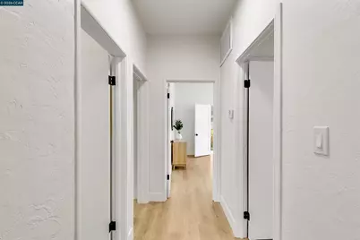 4152 Howe St, Oakland, CA 94611 - Photo 8