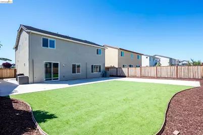 5591 Saddle Rock Ln, Antioch, CA 94531 - Photo 32