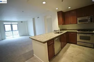 423 7th St, Oakland, CA 94607 - Photo 4