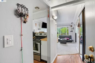 490 Civic Dr #305, Walnut Creek, CA 94596 - Photo 2