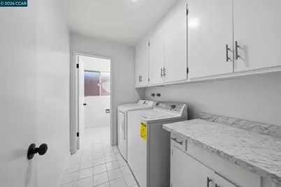 61 Sullivan Dr, Moraga, CA 94556 - Photo 26