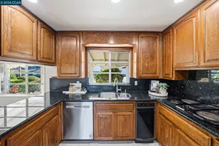 61 Sullivan Dr, Moraga, CA 94556 - Photo 30