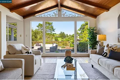 61 Sullivan Dr, Moraga, CA 94556 - Photo 16