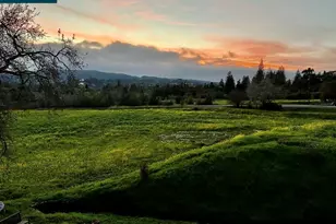 285 Apollo Way, Pleasant Hill, CA 94523 - Photo 38