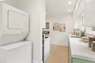 1741 Derby St, Berkeley, CA 94703 - Photo 22