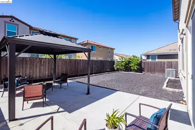 661 Longmont Dr, Oakley, CA 94561 - Photo 32