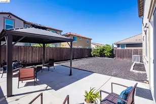 661 Longmont Dr, Oakley, CA 94561 - Photo 32