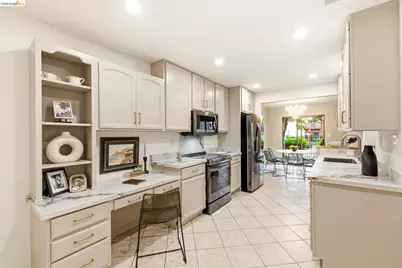 20111 Ridge Ct #13, Castro Valley, CA 94546 - Photo 10