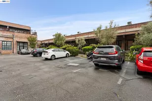 425 11th St, Oakland, CA 94606 - Photo 44