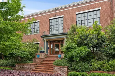 425 11th St #6, Oakland, CA 94606 - Photo 48
