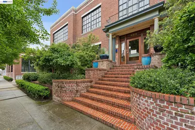 425 11th St #6, Oakland, CA 94606 - Photo 48