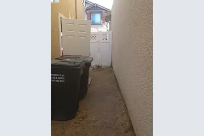 313 Turnstone Cir, Pittsburg, CA 94565 - Photo 44