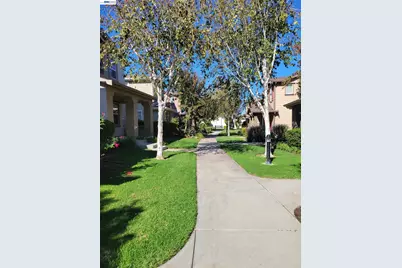 313 Turnstone Cir, Pittsburg, CA 94565 - Photo 38