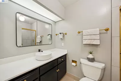 3362 Tonga Ln, Alameda, CA 94502 - Photo 22