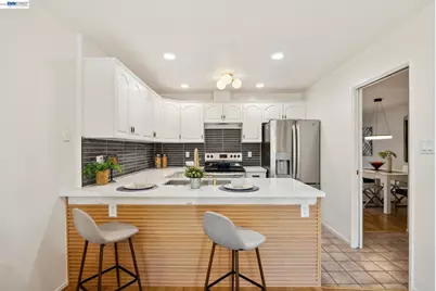 3362 Tonga Ln, Alameda, CA 94502 - Photo 4